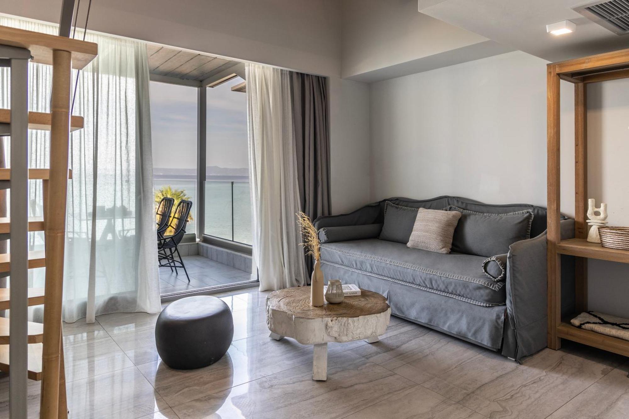 Blue Carpet Luxury Suites Pefkochori Eksteriør bilde