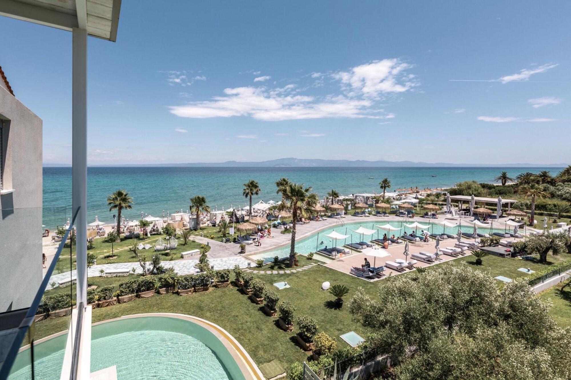 Blue Carpet Luxury Suites Pefkochori Eksteriør bilde